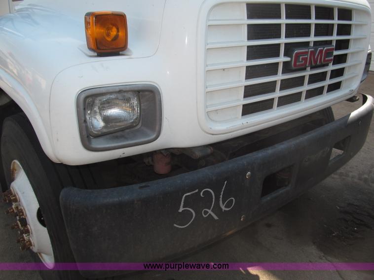 image for item B5203 1998 GMC C6500 box truck