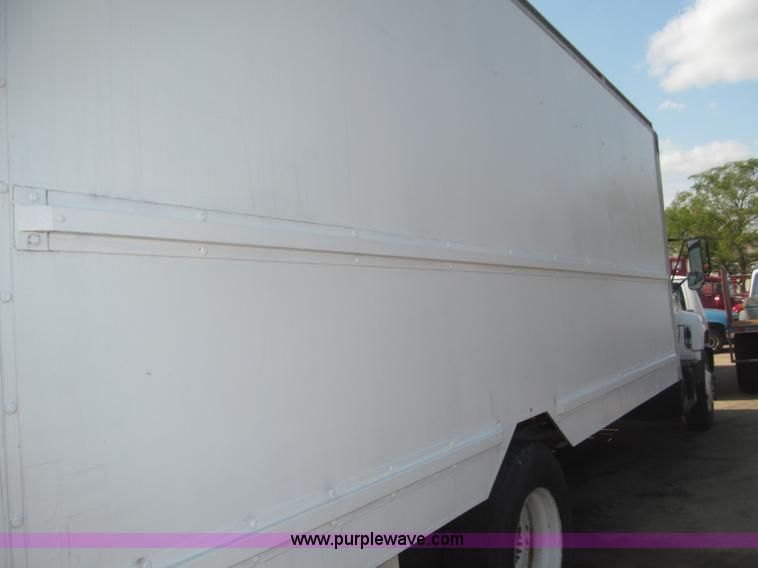 image for item B5203 1998 GMC C6500 box truck