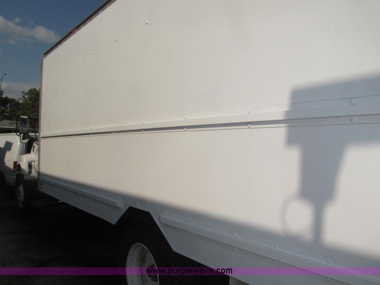 image for item B5203 1998 GMC C6500 box truck