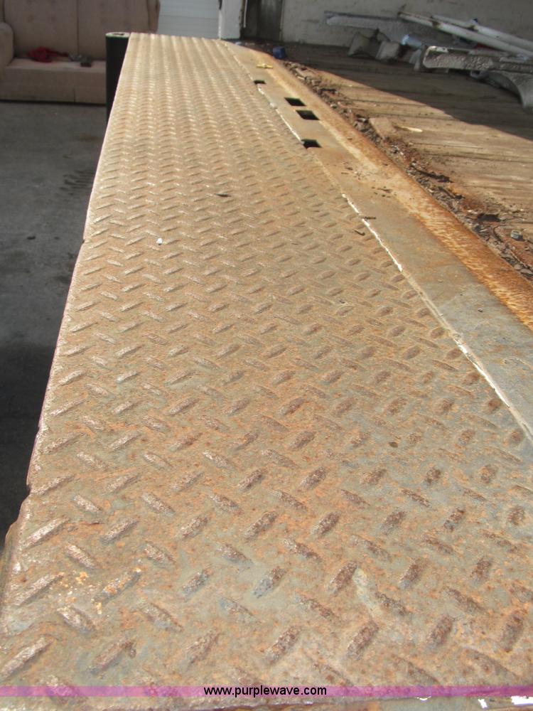 image for item B5203 1998 GMC C6500 box truck