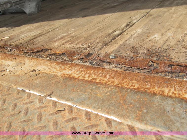 image for item B5203 1998 GMC C6500 box truck