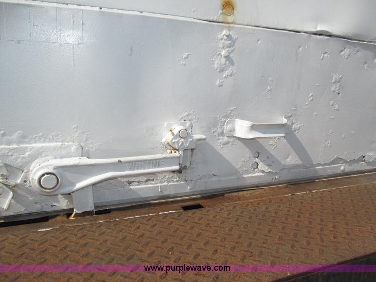 image for item B5203 1998 GMC C6500 box truck