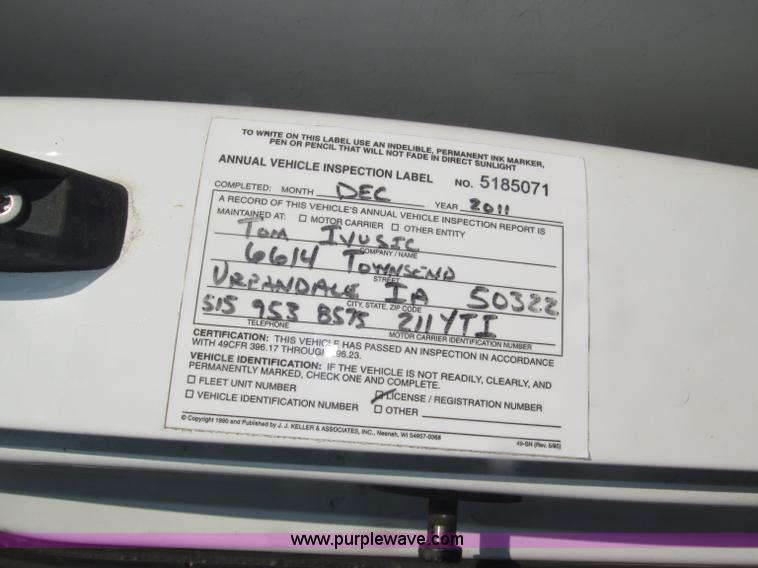 image for item B5203 1998 GMC C6500 box truck