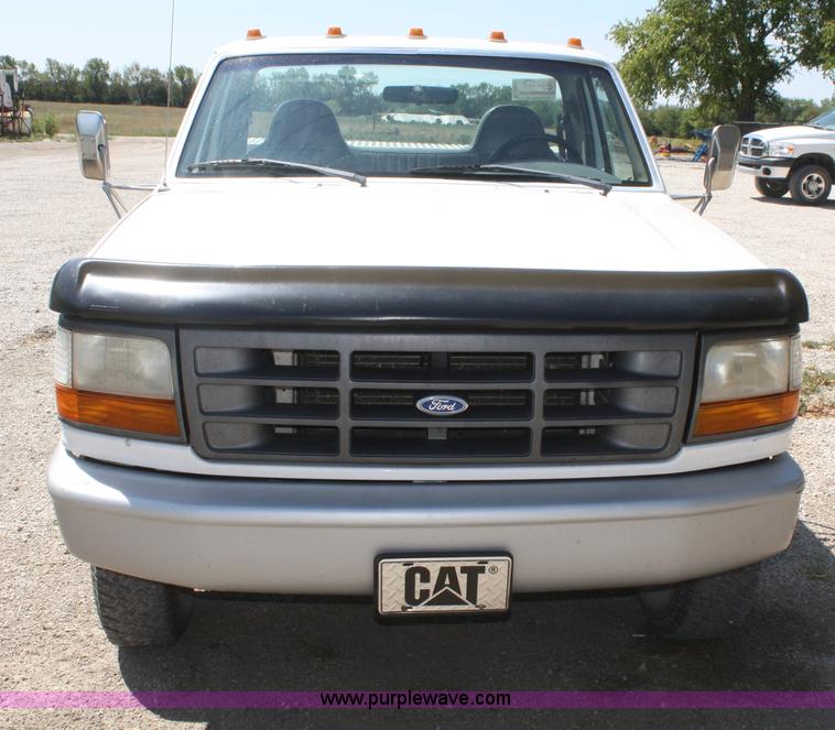 image for item B6958 1997 Ford F350 pickup truck