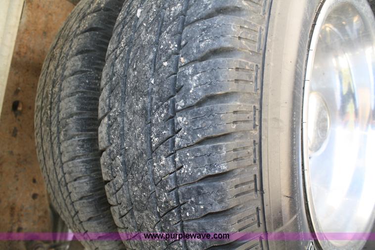 image for item B6958 1997 Ford F350 pickup truck