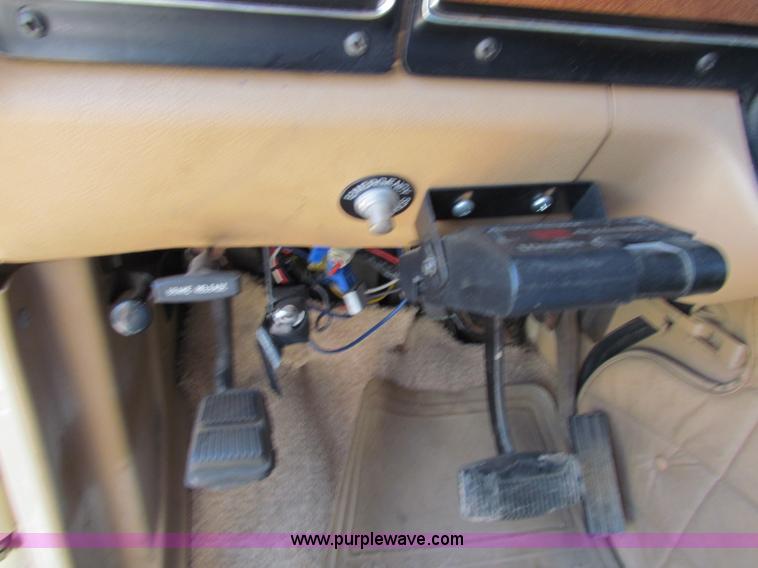 image for item B7396 1985 Ford E350 Jamboree RV camper