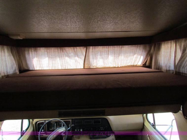 image for item B7396 1985 Ford E350 Jamboree RV camper
