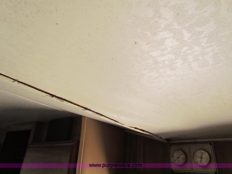 image for item B7396 1985 Ford E350 Jamboree RV camper