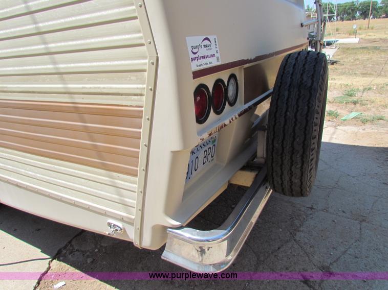 image for item B7396 1985 Ford E350 Jamboree RV camper