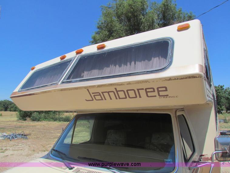 image for item B7396 1985 Ford E350 Jamboree RV camper