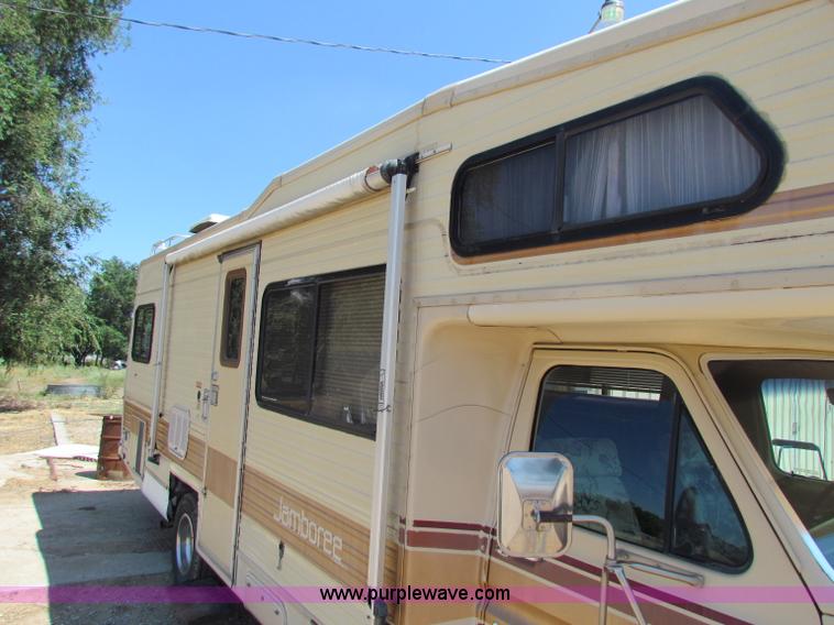 image for item B7396 1985 Ford E350 Jamboree RV camper
