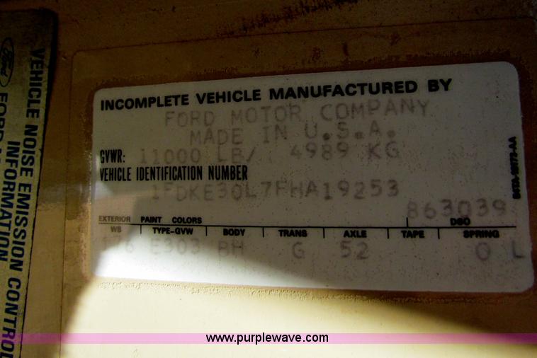 image for item B7396 1985 Ford E350 Jamboree RV camper