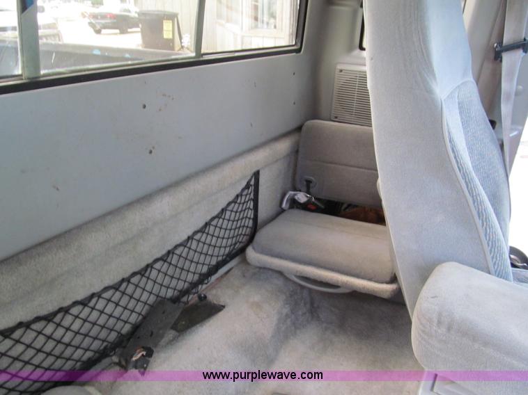 image for item C2280 1996 Ford Ranger XLT pickup truck