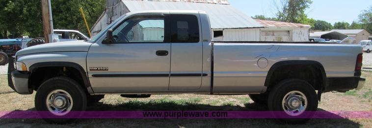 image for item C2486 1998 Dodge Ram 2500 Laramie SLT Quad Cab pickup truck