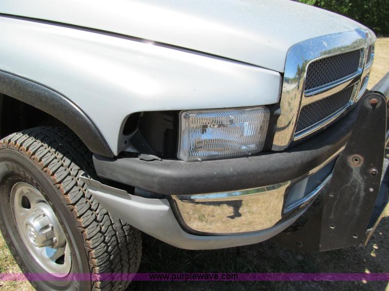 image for item C2486 1998 Dodge Ram 2500 Laramie SLT Quad Cab pickup truck