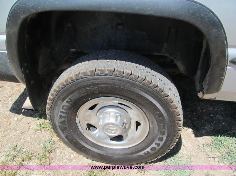 image for item C2486 1998 Dodge Ram 2500 Laramie SLT Quad Cab pickup truck