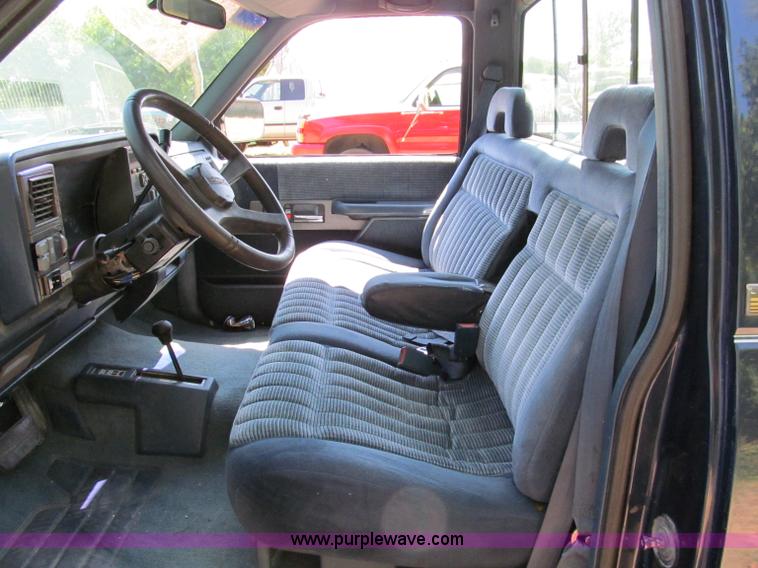 image for item C2488 1994 Chevrolet Silverado 1500 Z71 Off-Road pickup truck