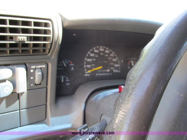 image for item C2489 1995 GMC Sonoma SLS extended cab pickup truck