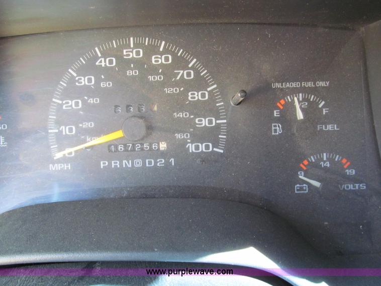 image for item C2489 1995 GMC Sonoma SLS extended cab pickup truck