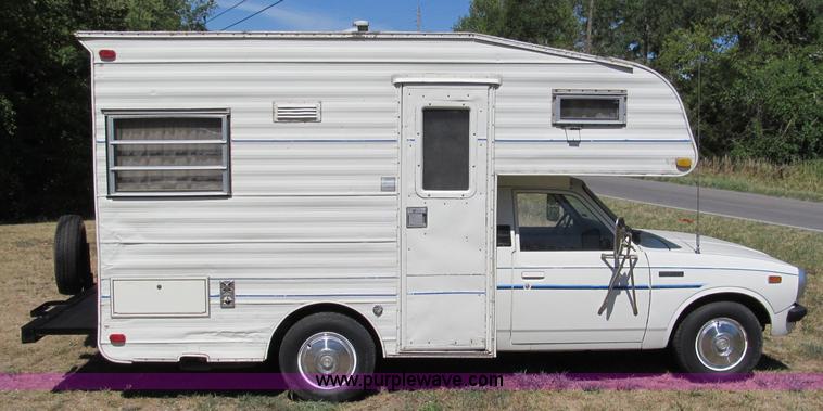 image for item C2490 1979 Toyota Keystone Coach camper truck