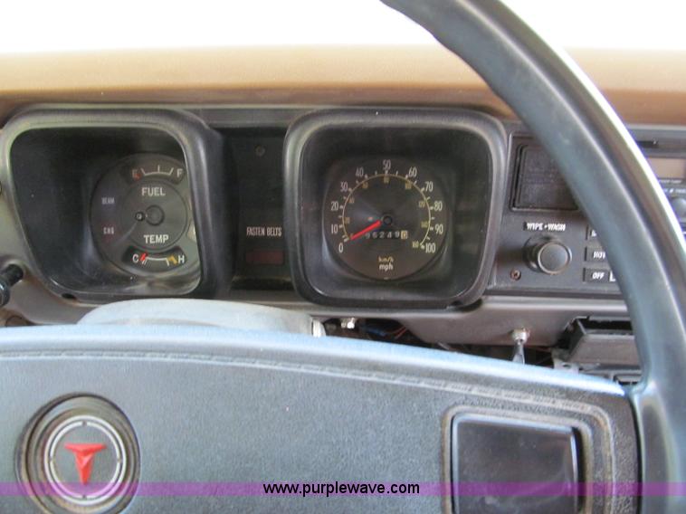 image for item C2490 1979 Toyota Keystone Coach camper truck