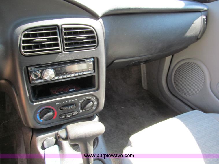 image for item C2491 2000 Saturn SC2