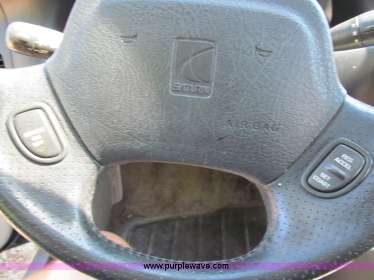 image for item C2491 2000 Saturn SC2