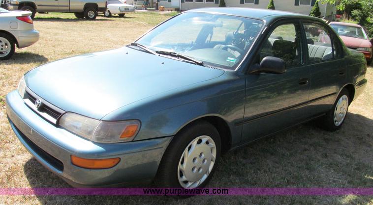 image for item C2492 1995 Toyota Corolla