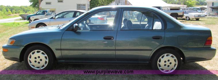 image for item C2492 1995 Toyota Corolla