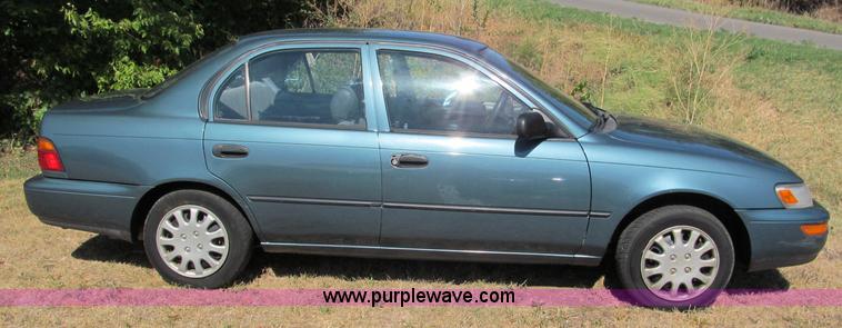 image for item C2492 1995 Toyota Corolla
