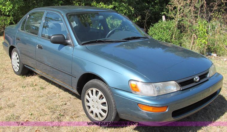 image for item C2492 1995 Toyota Corolla