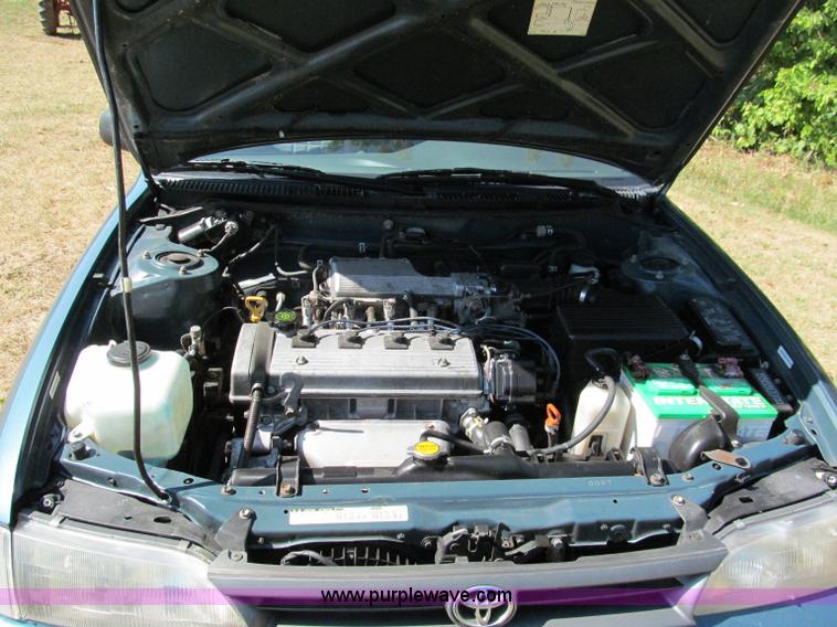 image for item C2492 1995 Toyota Corolla