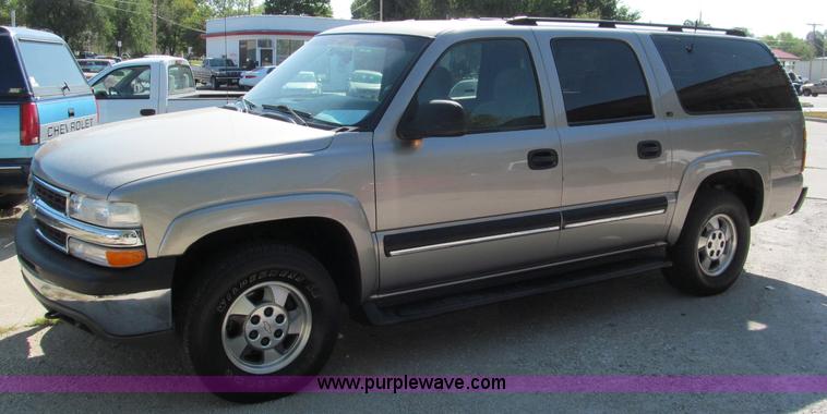 image for item C2493 2001 Chevrolet Suburban LS SUV