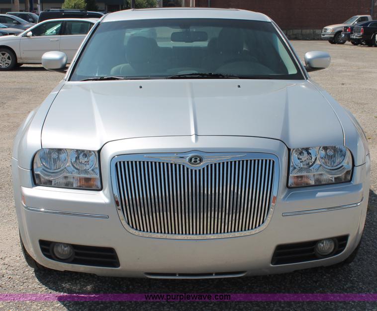 image for item C2691 2007 Chrysler 300 Limited