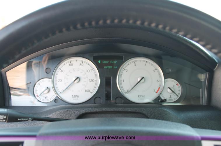 image for item C2691 2007 Chrysler 300 Limited