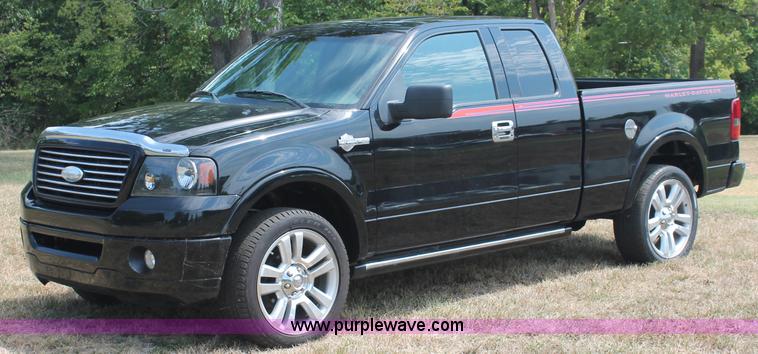 image for item C2736 2006 Ford F150 Harley Davidson SuperCab pickup truck
