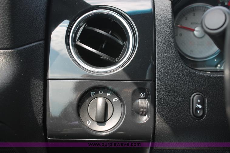 image for item C2736 2006 Ford F150 Harley Davidson SuperCab pickup truck