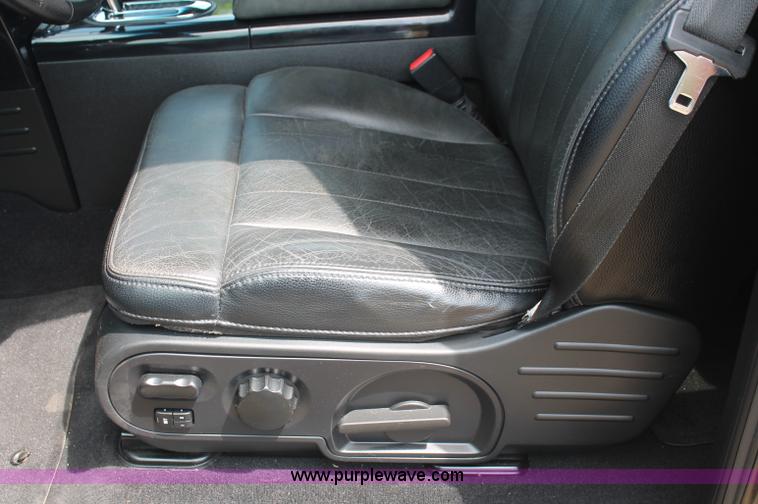 image for item C2736 2006 Ford F150 Harley Davidson SuperCab pickup truck