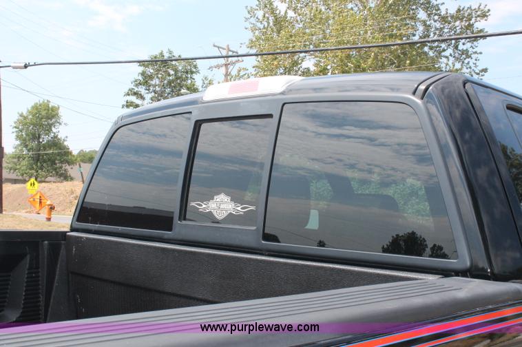 image for item C2736 2006 Ford F150 Harley Davidson SuperCab pickup truck