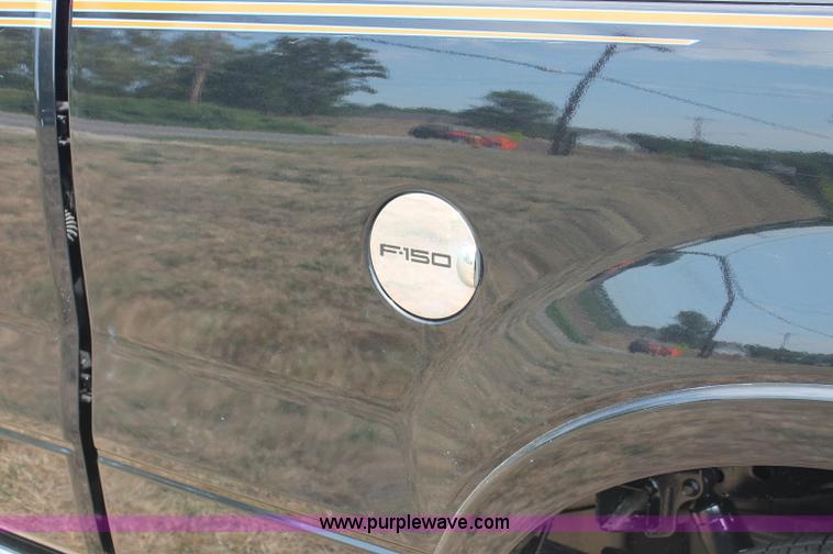 image for item C2736 2006 Ford F150 Harley Davidson SuperCab pickup truck