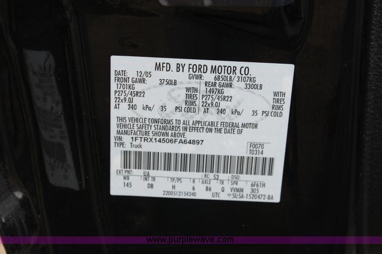 image for item C2736 2006 Ford F150 Harley Davidson SuperCab pickup truck