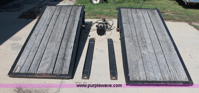 image for item C2743 Shop built hydraulic loading ramps