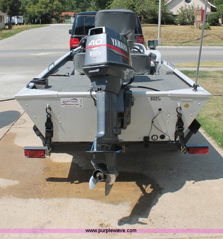 image for item C2744 2000 G3 MV Pro Series 165 boat