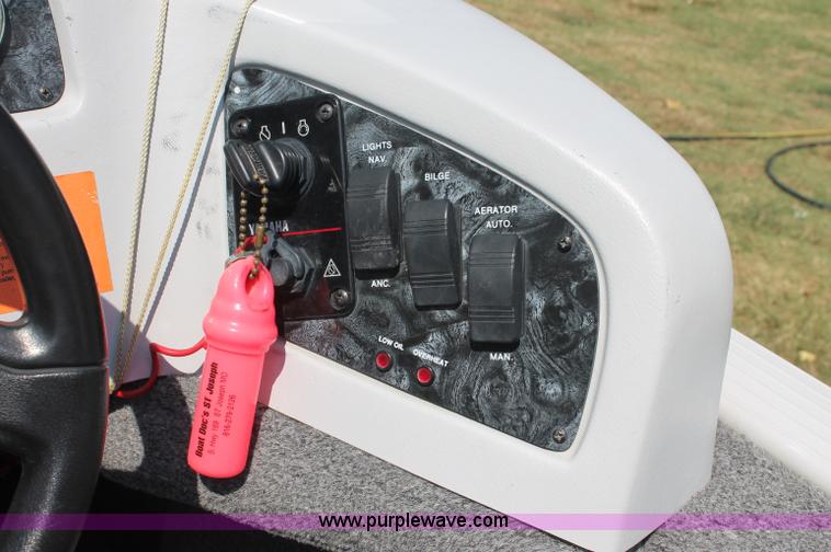 image for item C2744 2000 G3 MV Pro Series 165 boat