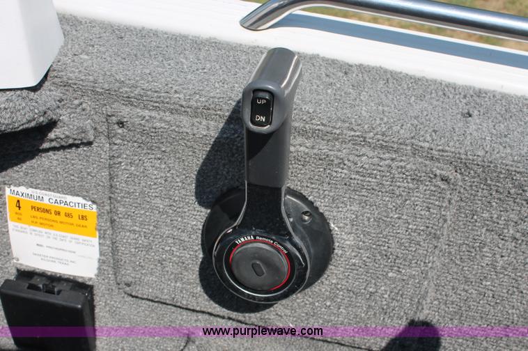 image for item C2744 2000 G3 MV Pro Series 165 boat