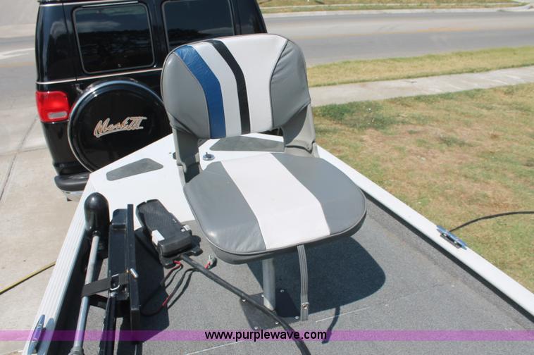 image for item C2744 2000 G3 MV Pro Series 165 boat