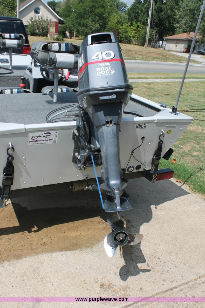 image for item C2744 2000 G3 MV Pro Series 165 boat