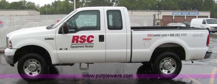 image for item I9780 2005 Ford F250 XLT Super Duty SuperCab pickup truck