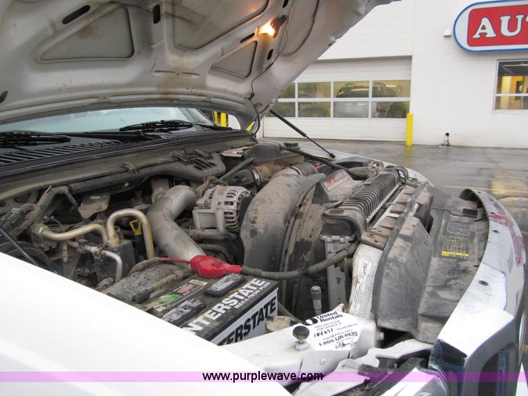 image for item I9780 2005 Ford F250 XLT Super Duty SuperCab pickup truck