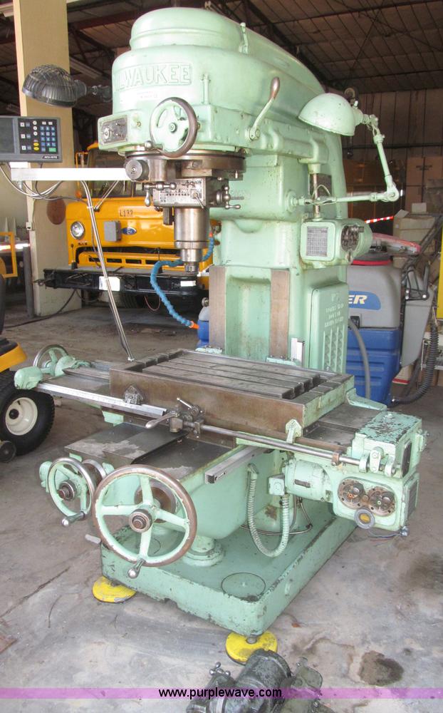 image for item K9551 Kearney & Trecker No. 2 rotary head tool and die milling machine